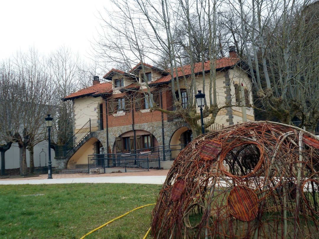 El colegio Waldorf de Trokóniz ha sufrido un fuerte brote de COVID-19