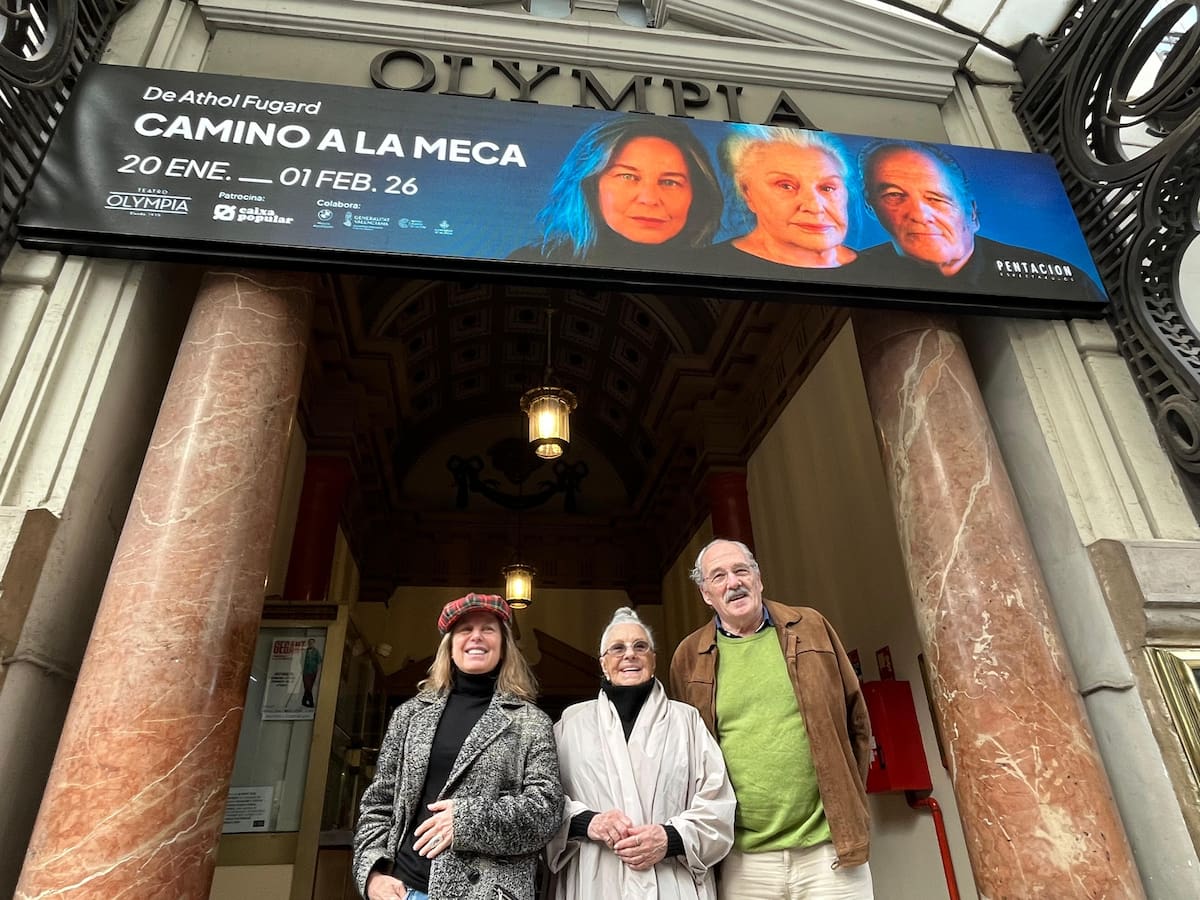 Entrevista a Lola Herrera, Natalia Dicenta y Carlos Olalla.