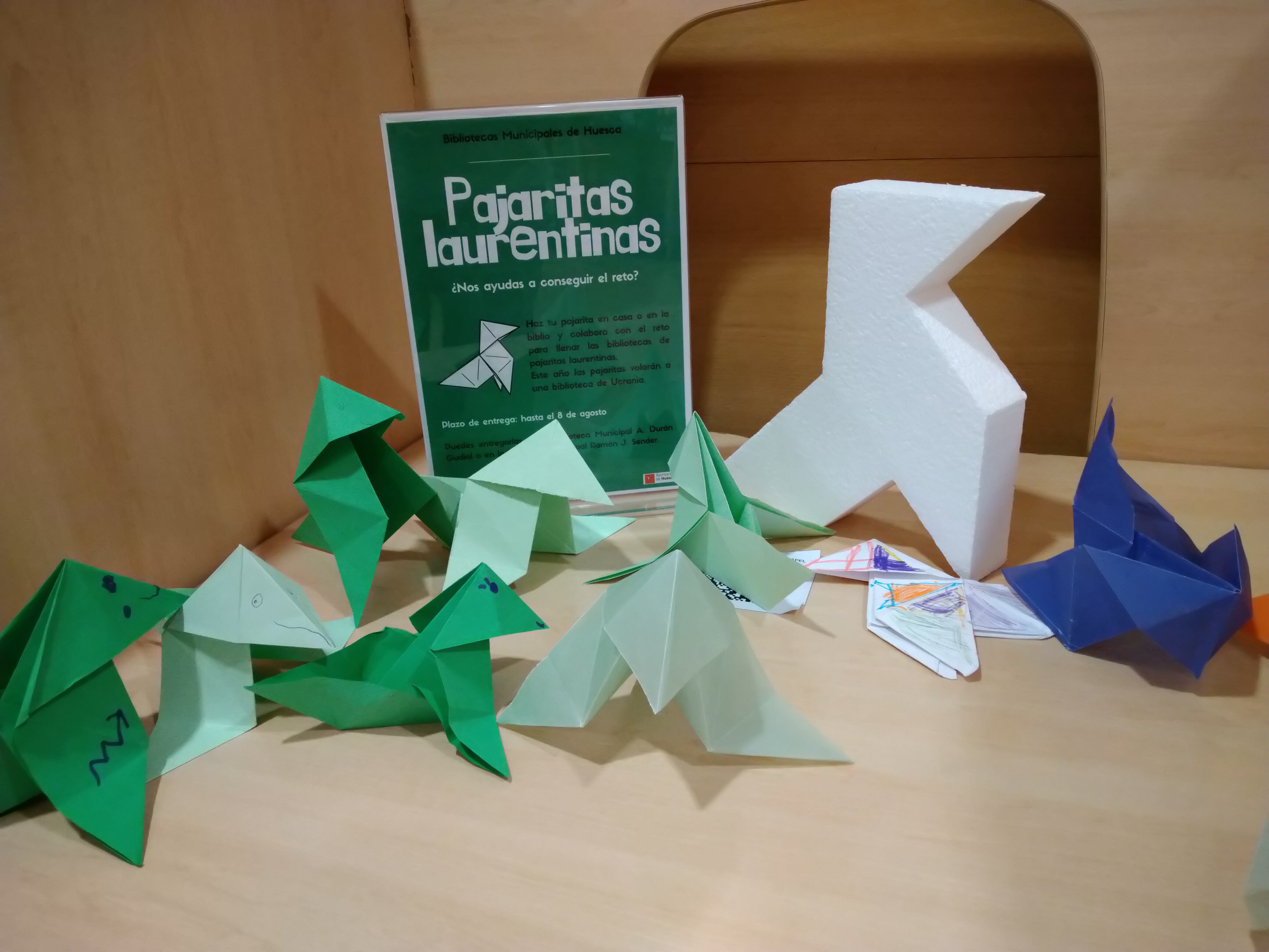 Pajaritas de las bibliotecas de Huesca