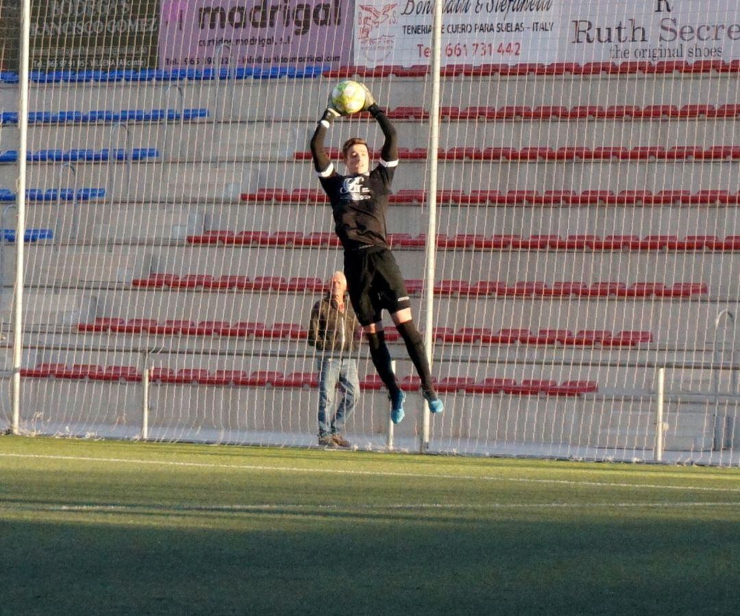 Carles Fluixà solo ha encajado un gol en los últimos cinco partidos