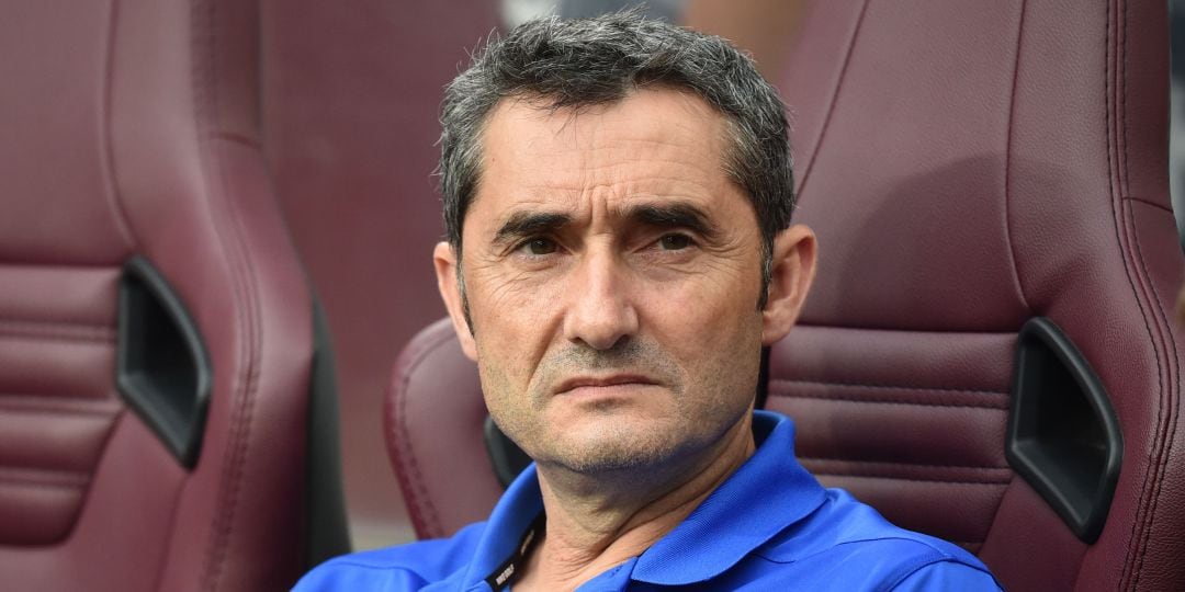 Ernesto Valverde, durante un partido de pretemporada del Fútbol Club Barcelona