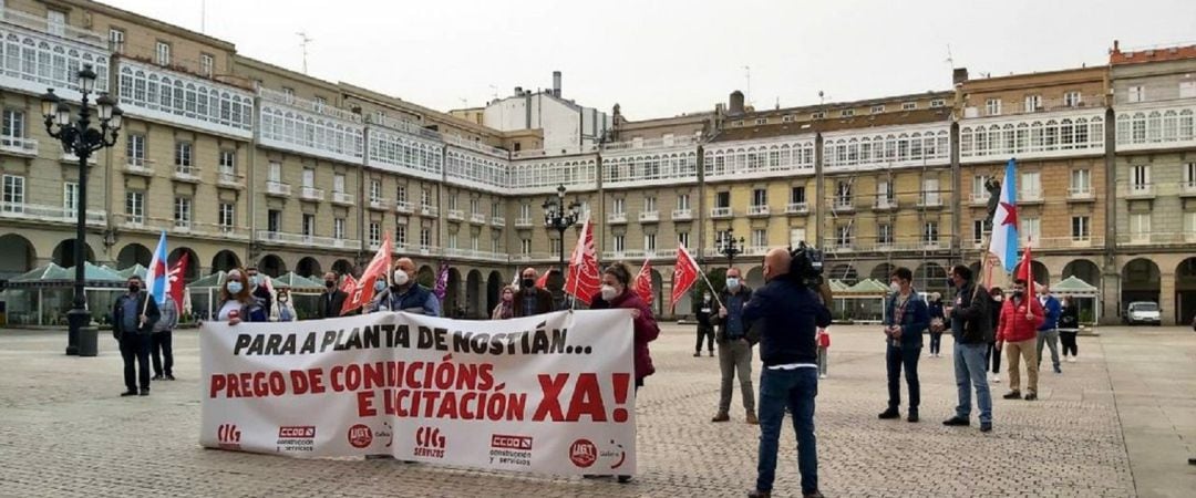 Concentración de los trabajadores de la planta de Nostián