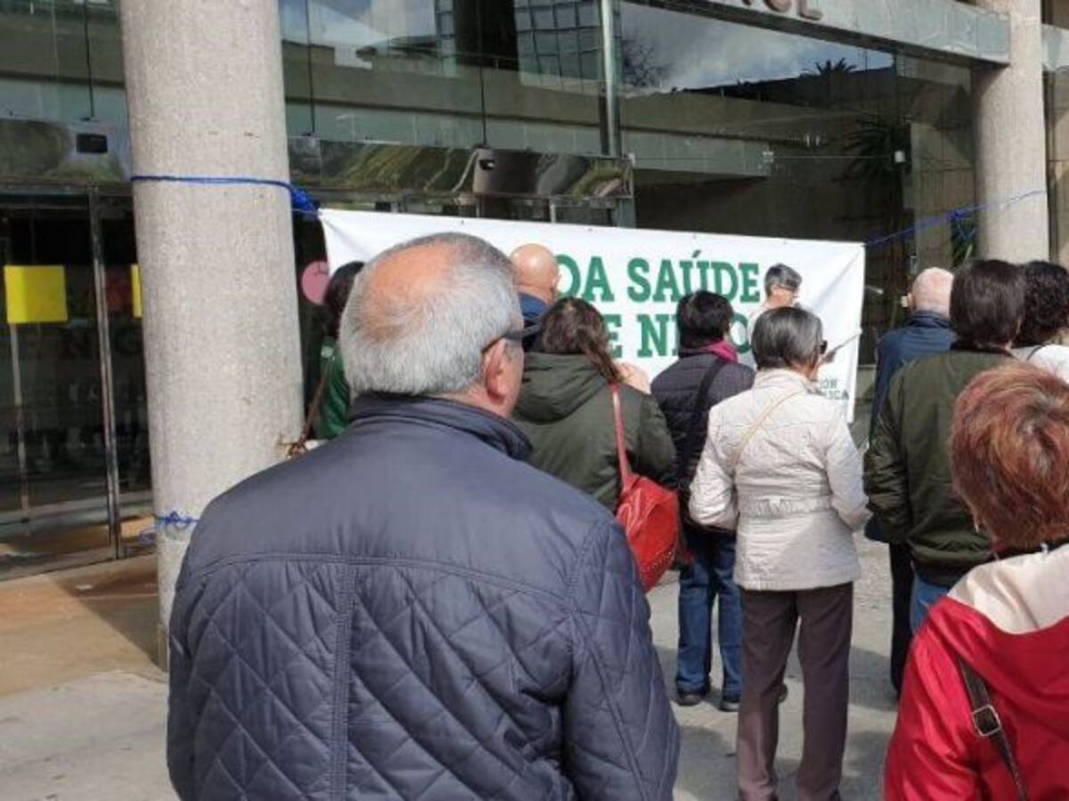 Mareas Brancas censura que el Sergas niegue derivaciones a la privada