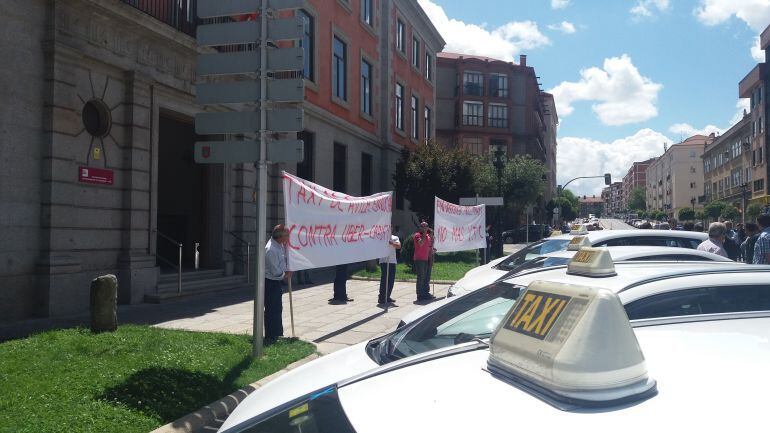 Los taxistas de Ávila ya se manifestaron en mayo del año pasado