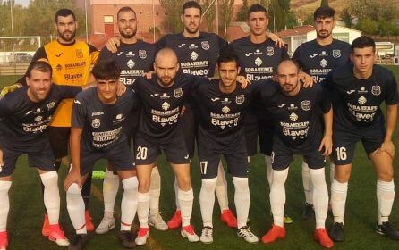 Alineaci&oacute;n del CD Torreperogil en el partido ante el Santisteban.