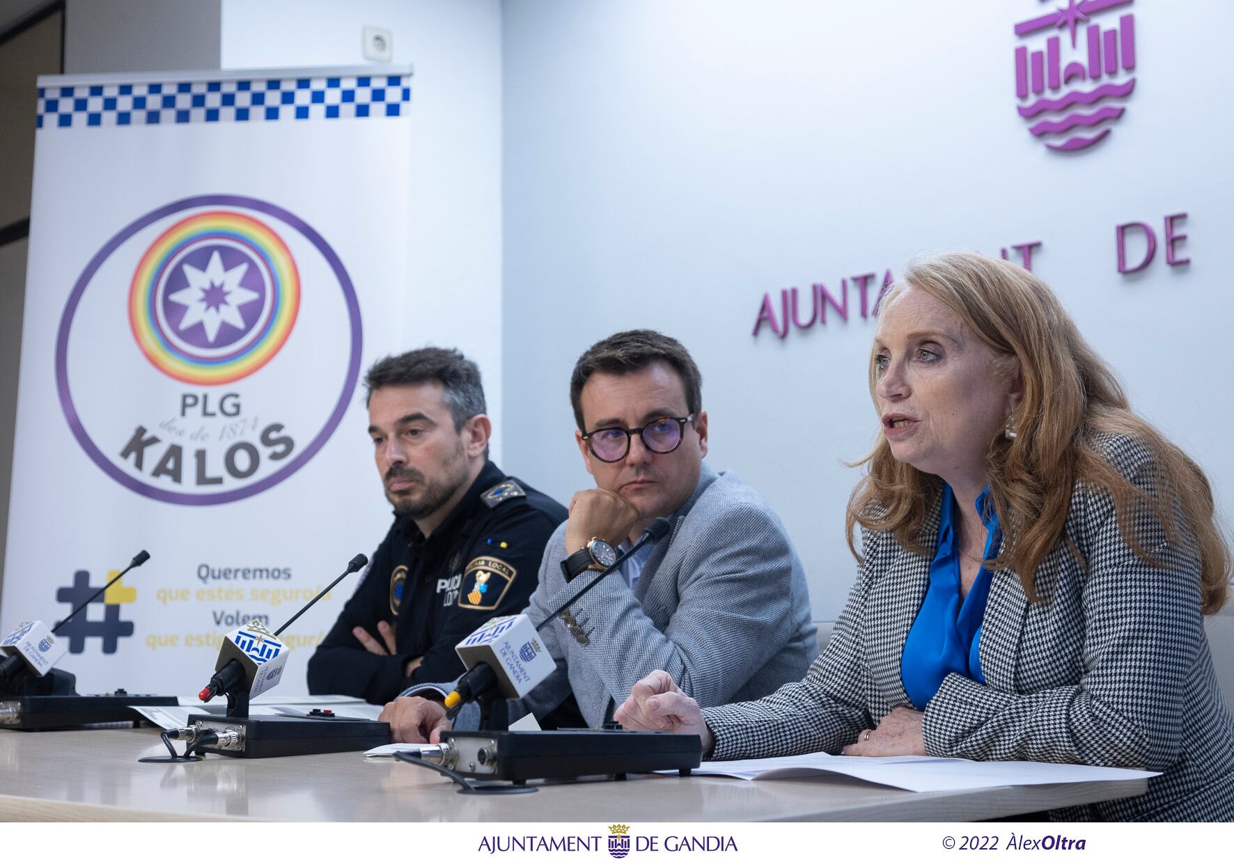 El jefe de la Policía Local, José Martínez Espasa, junto a los concejales Nacho Arnau y Juana Navarro.