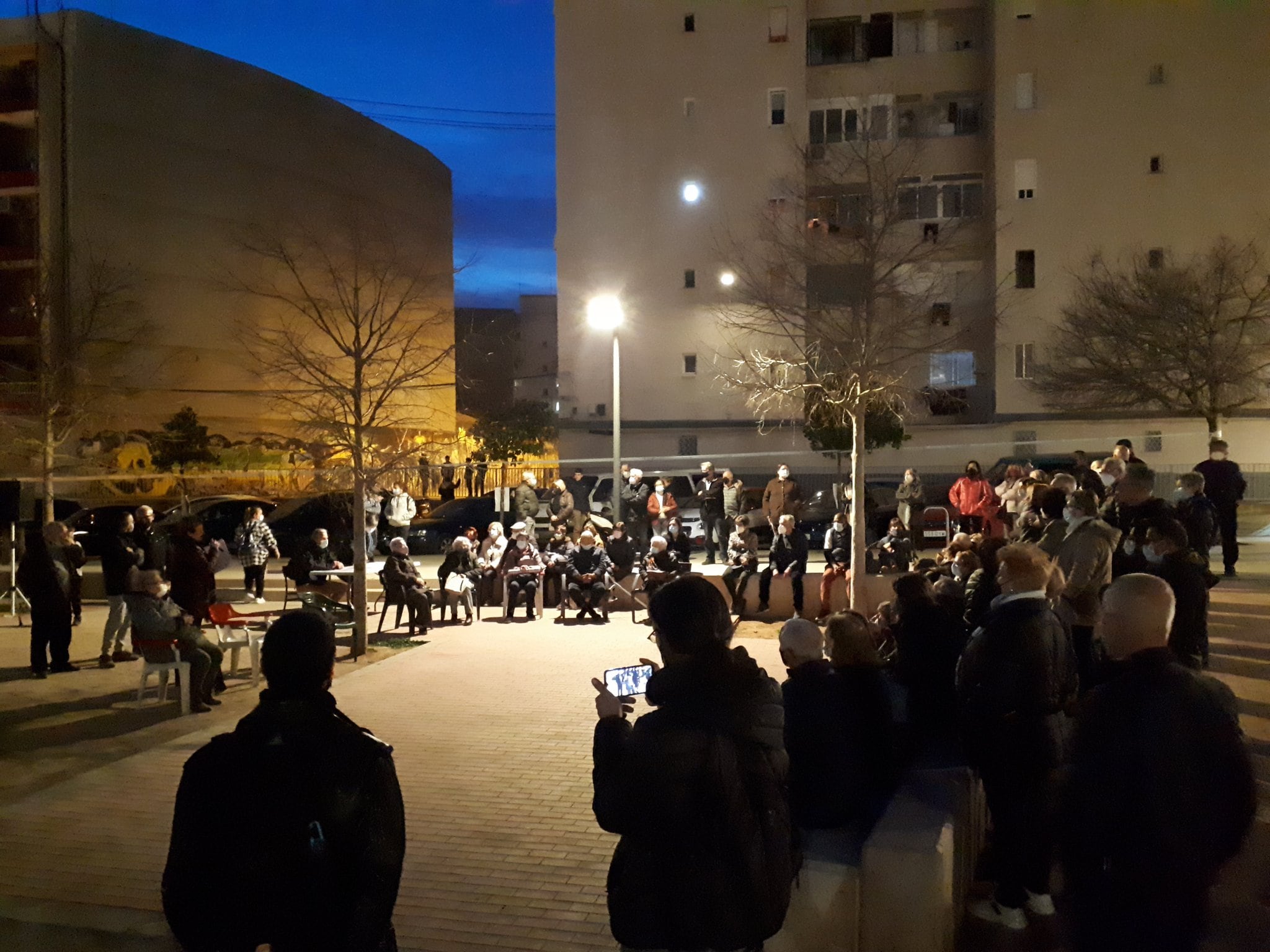 Imagen de archivo de una de las últimas asambleas de vecinos del barrio de Orriols