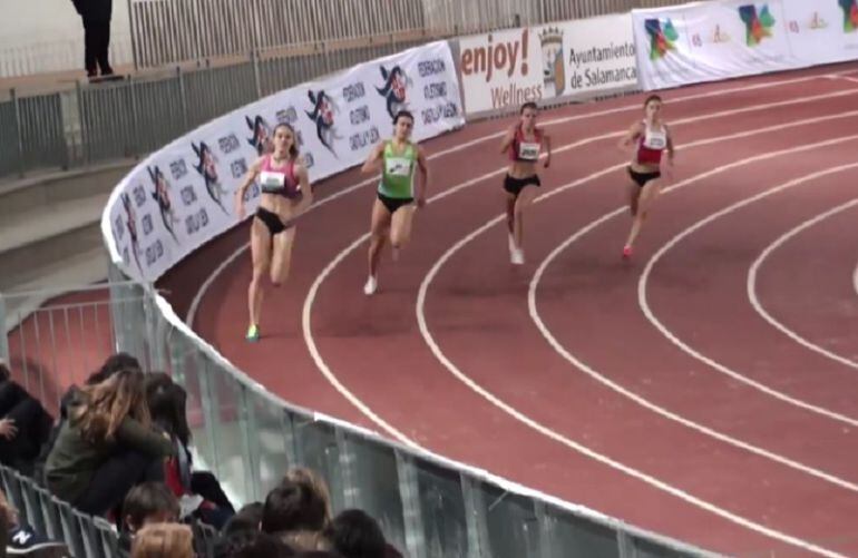 Una imagen del pasado control en pista cubierta de Salamanca.