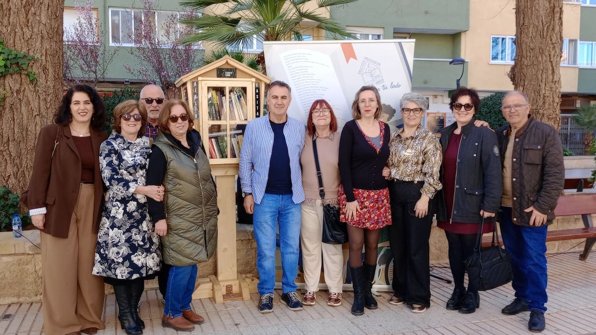Se inaugura“la bibliocasita Evaristo Bañón” en el Paseo Luis Golf de Caudete