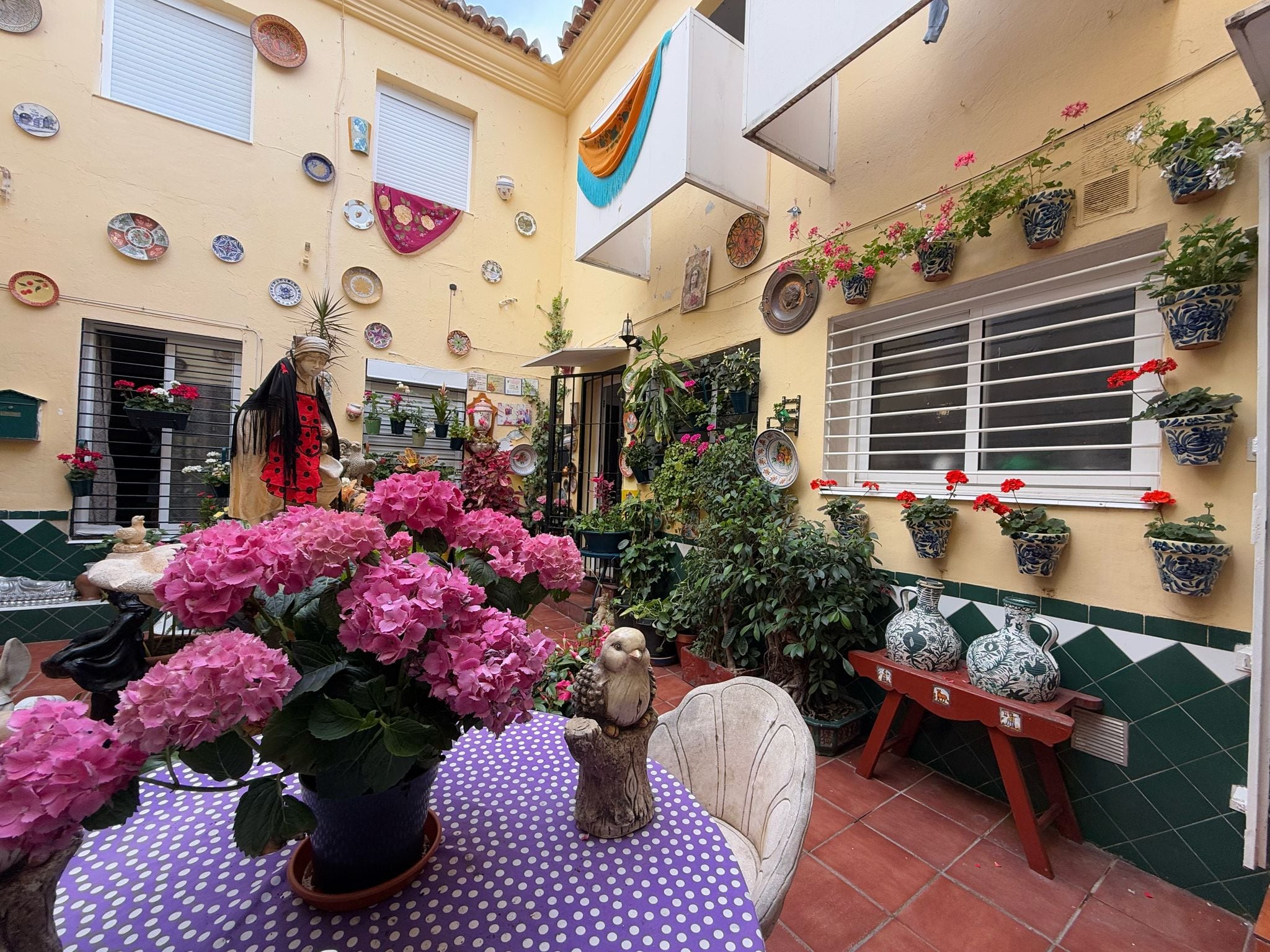 Uno de los corralones de Trinidad-Perchel en Málaga capital