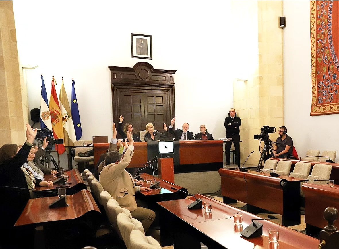 Salón de pleno en el Ayuntamiento de Jerez