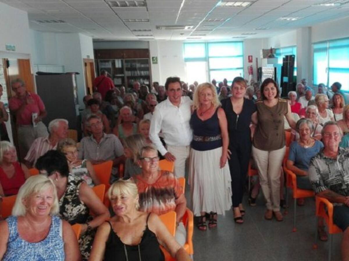 Sanidad tranquiliza a los británicos residentes en la Región