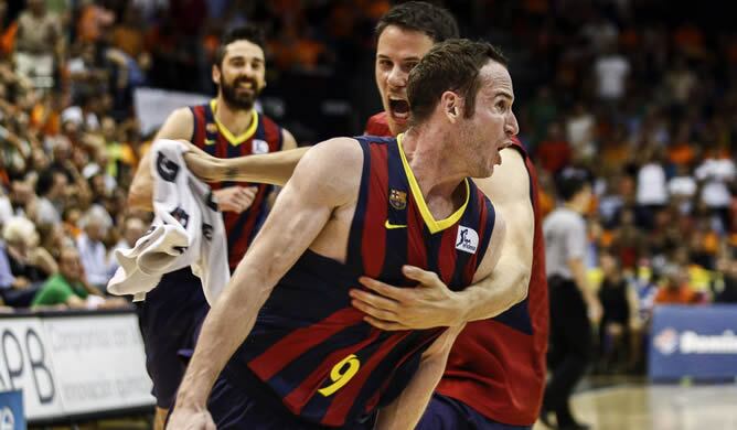 Marcelinho Huertas, héroe de la serie ante Valencia