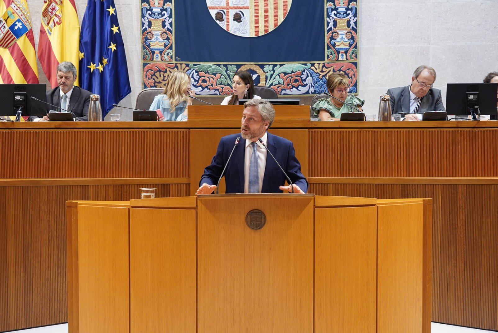 José Luis Soro, portavoz de Chunta Aragonesista, durante su intervención en la investidura de Jorge Azcón en las Cortes de Aragón