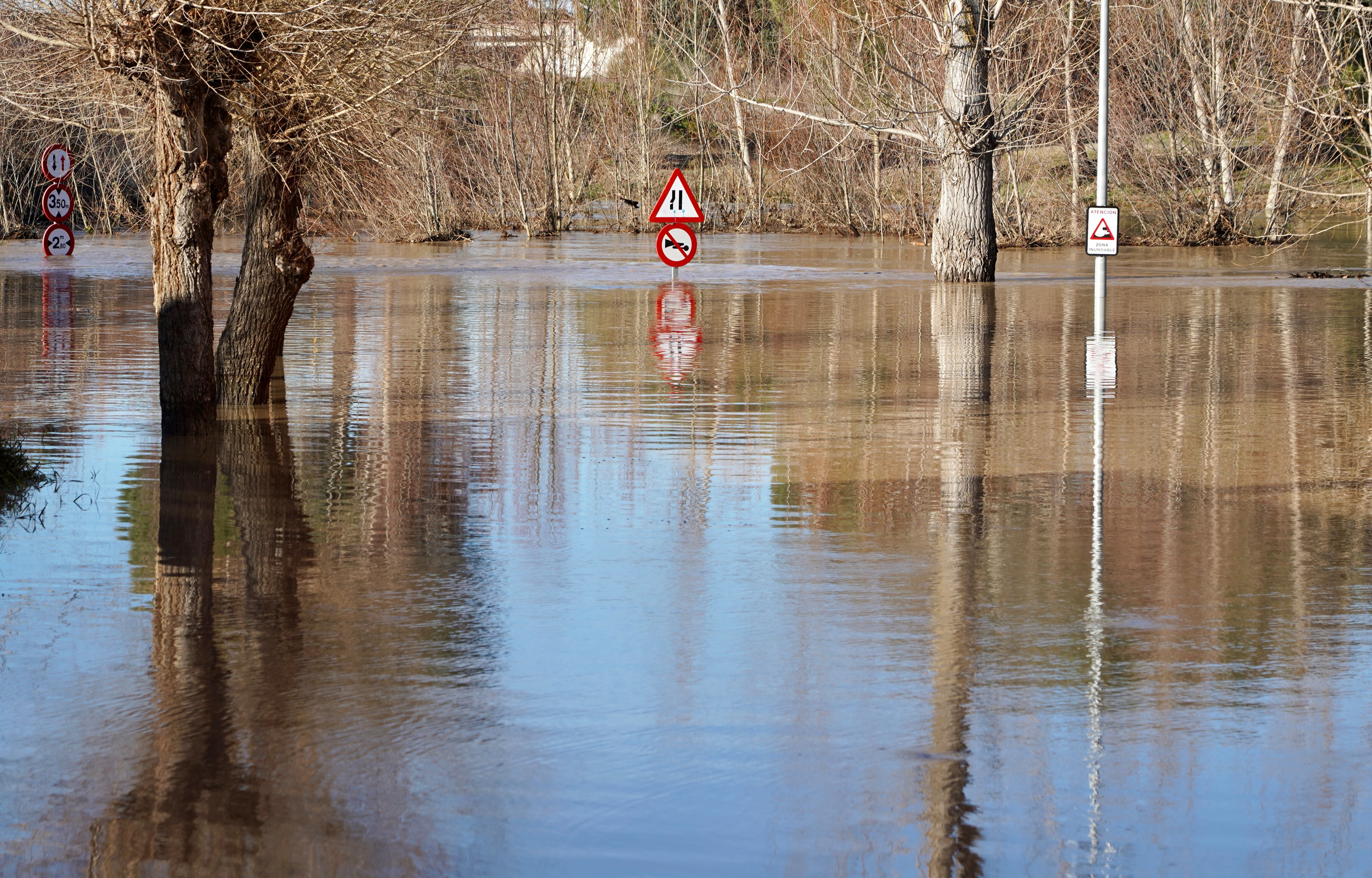 Inundaciones en Viana de Cega (Valladolid) por la crecida del río Cega