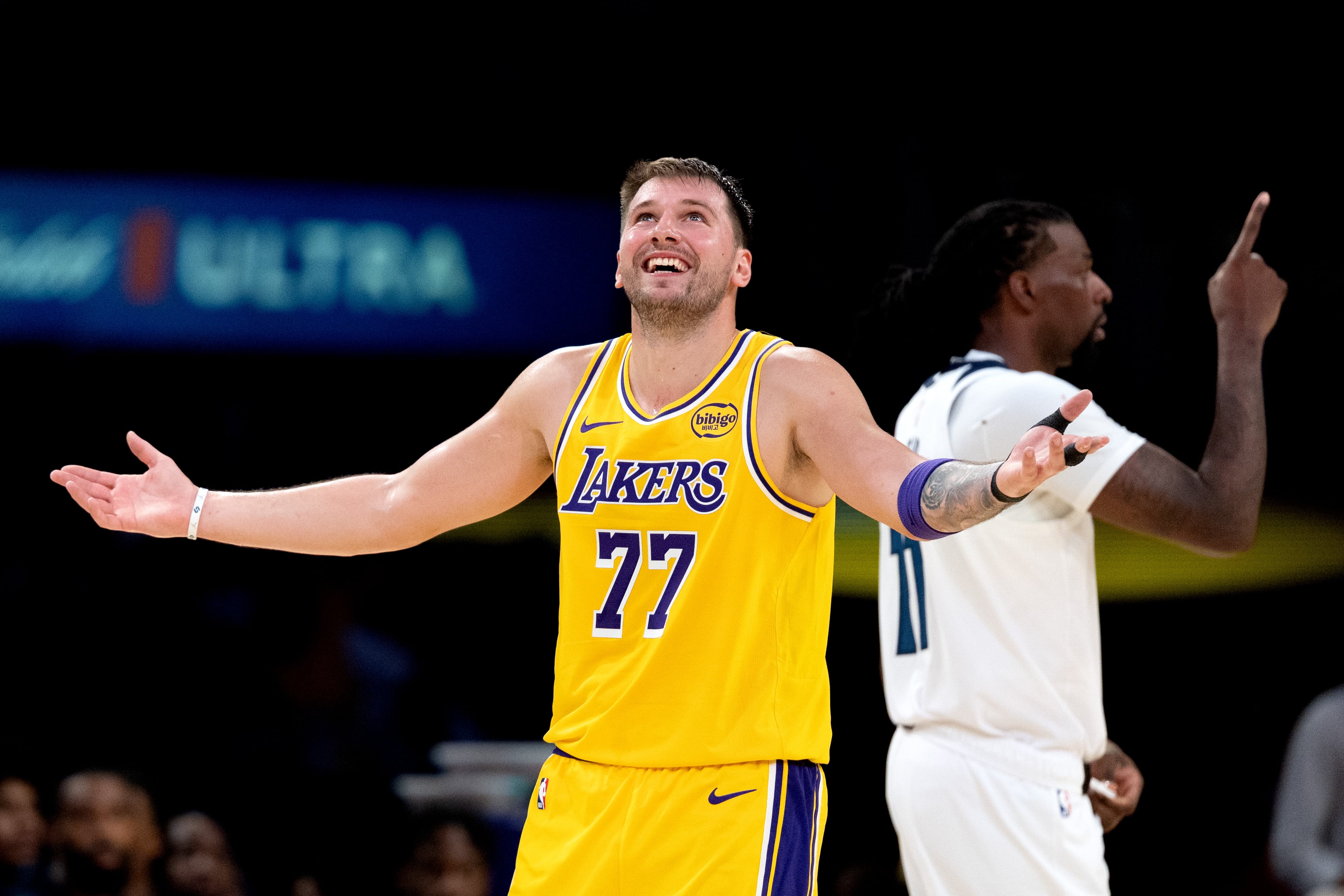 Luka Doncic (77) - Lakers Timberwolves Basketball (Eric Thayer / Los Angeles Times via Getty Images)