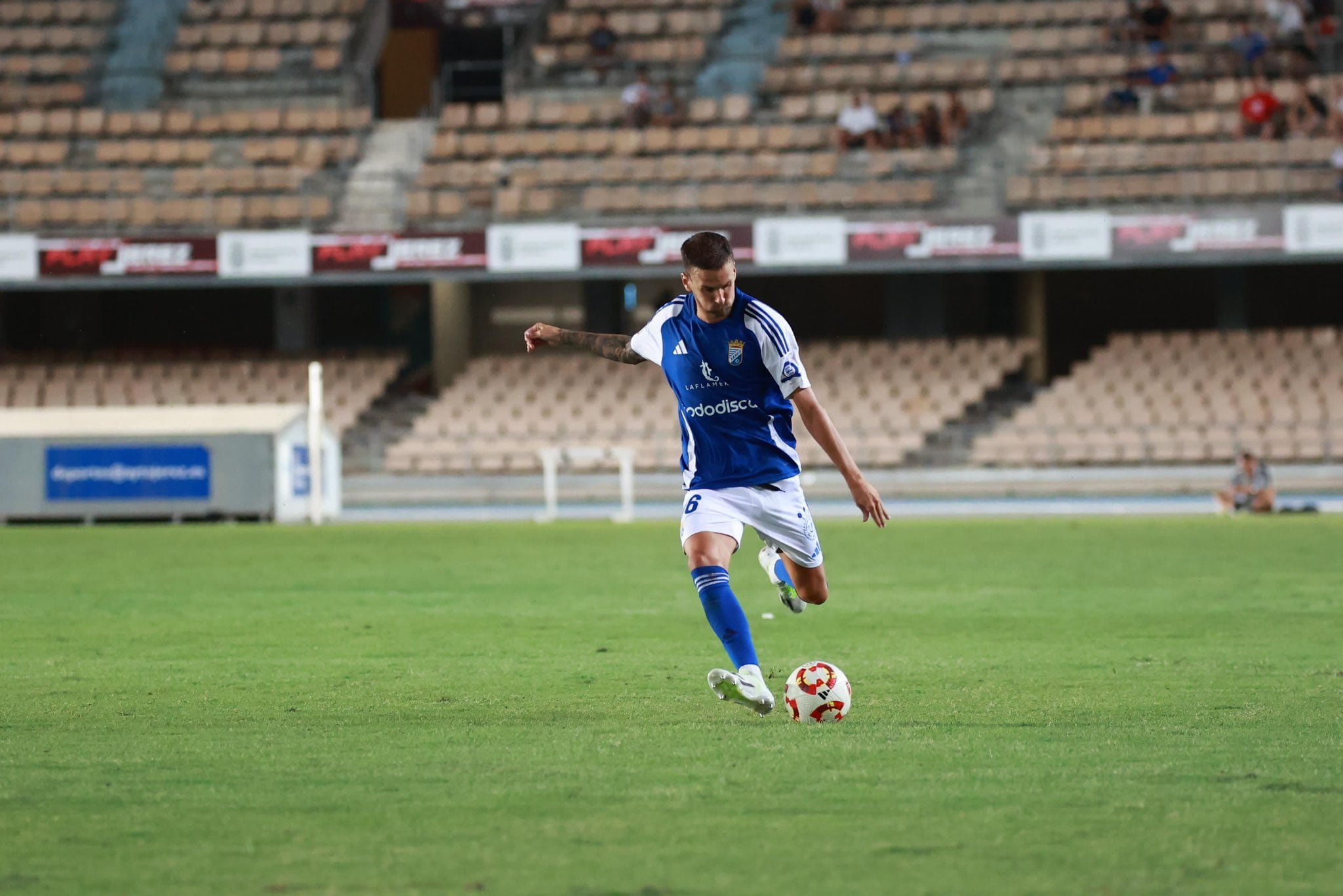 El Xerez CD se estrena con victoria en Chapín