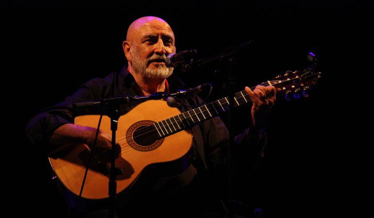 Peret dalt dels escenaris.