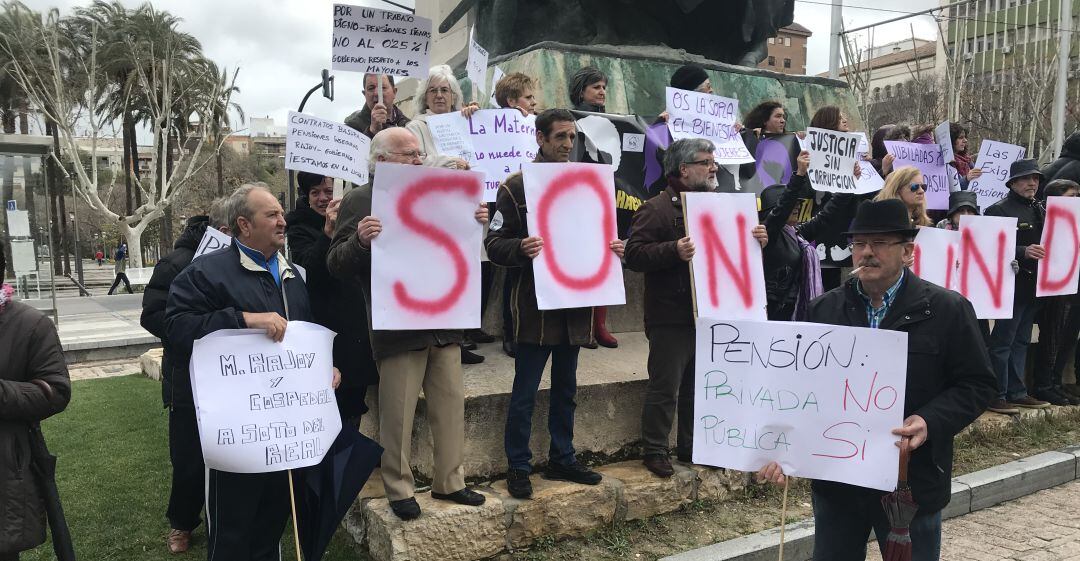 Protesta de los pensionistas el pasado mes de marzo en Jaén.