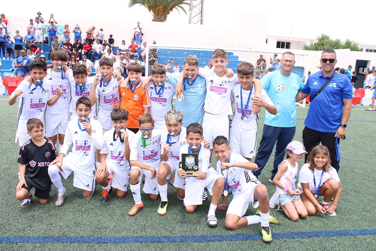 Equipo alevín del CD Maspalomas.