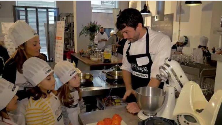 A los niños también les atrae la gastronomía.