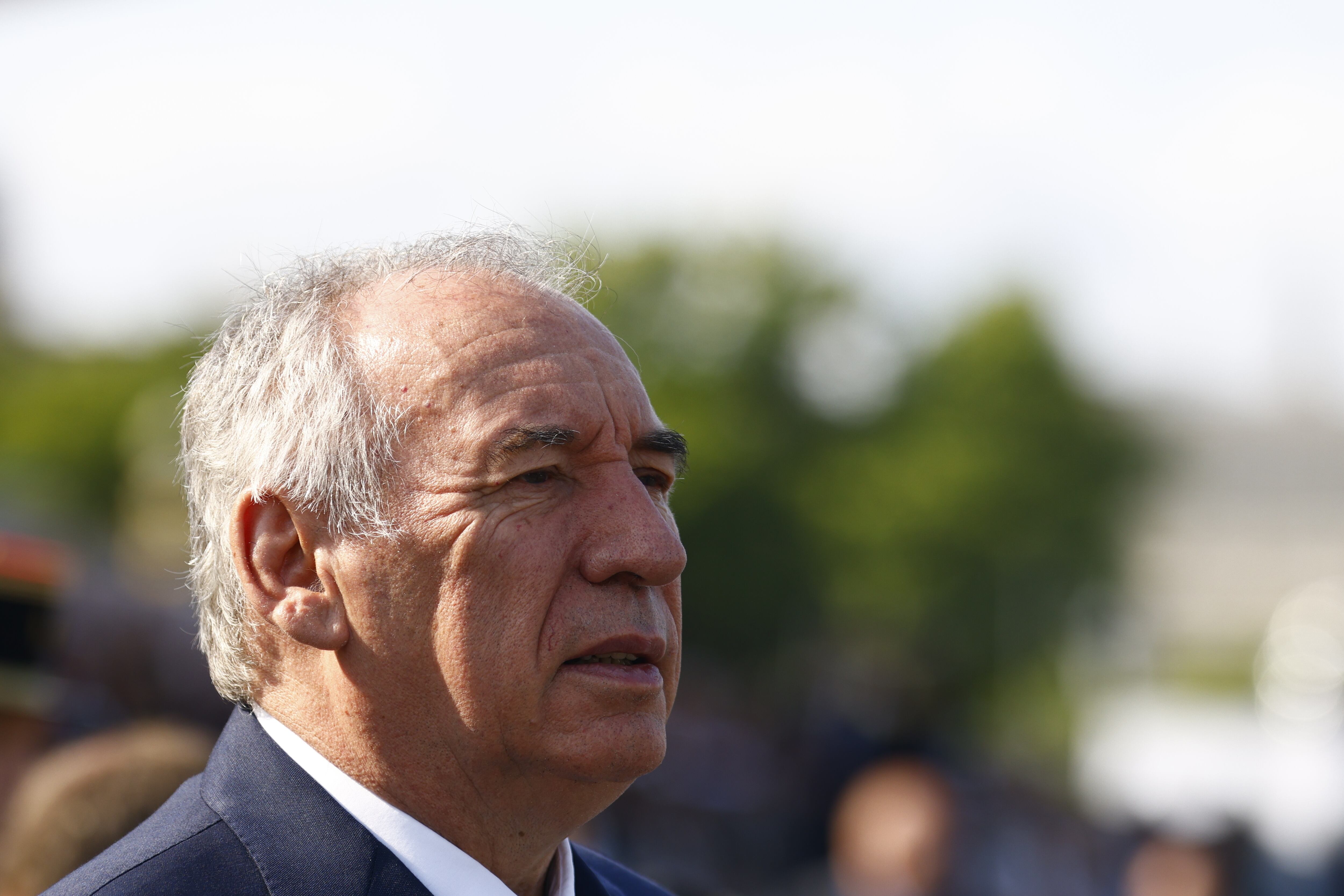 El primer ministro frances, François Bayrou, en los actos de celebración del Día de la Bastilla en París.