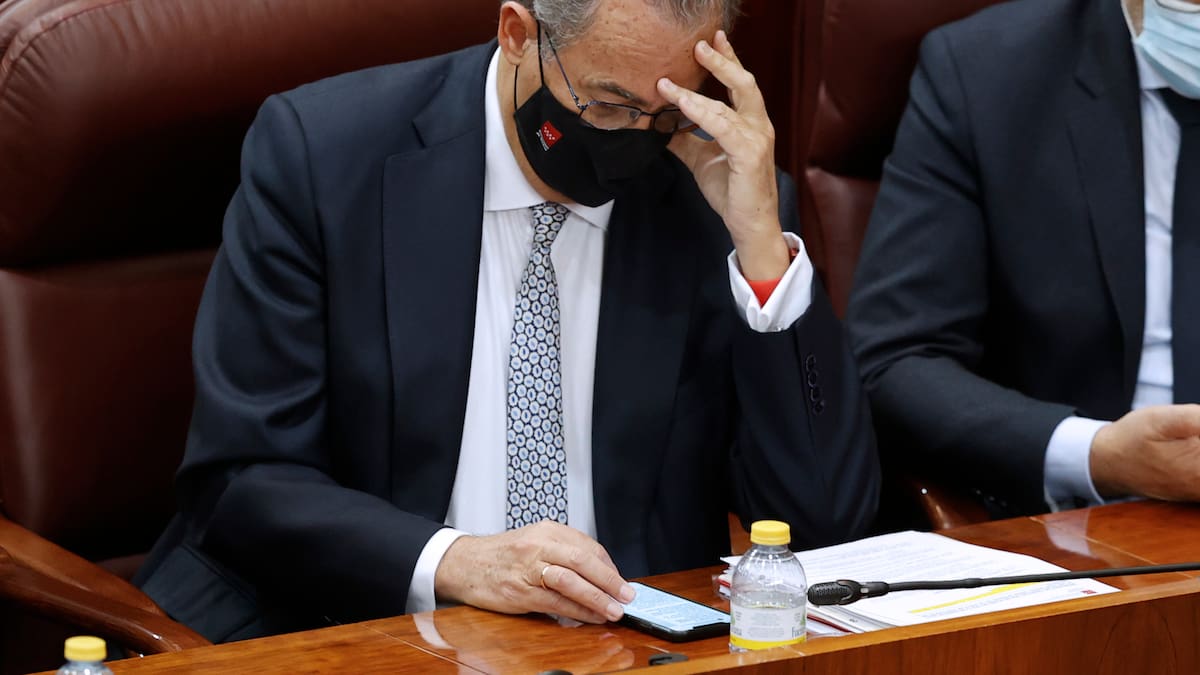 Diego San José: "El avestruz que cobra 107.000 euros al año"