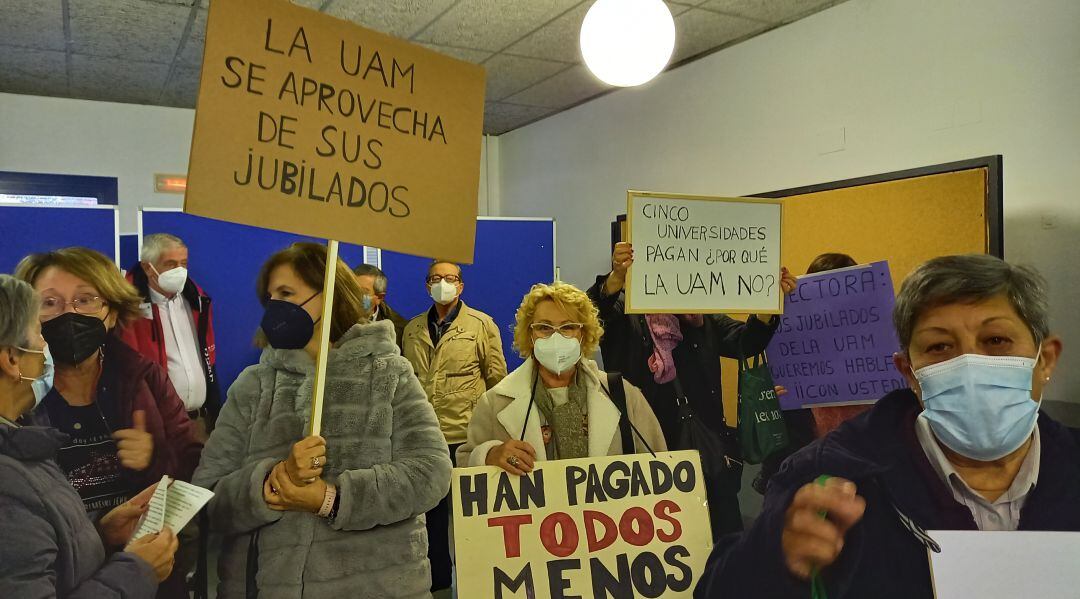 Protesta de los jubilados en la UAM