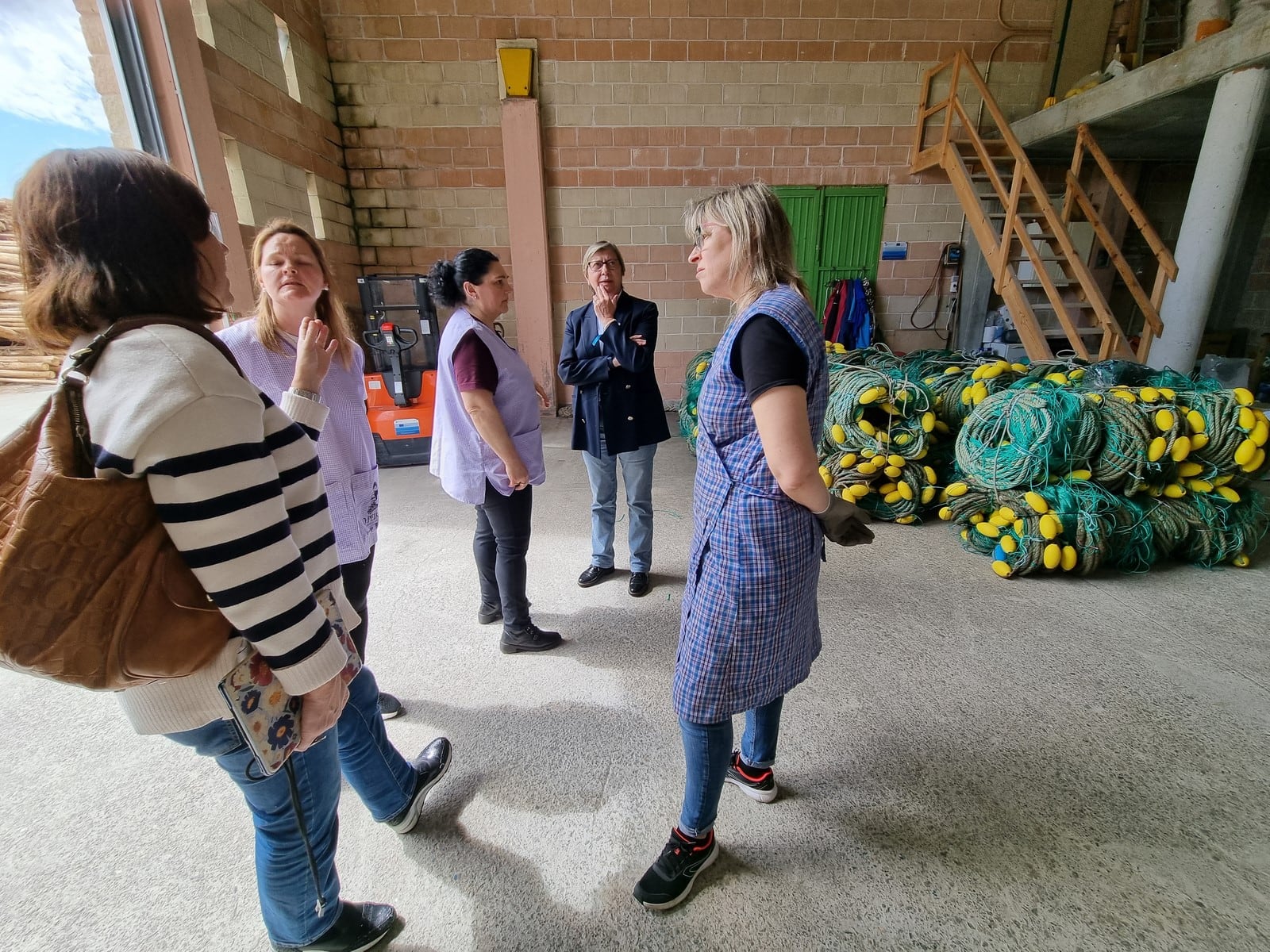 Rosa Quintana, en su visita a Cariño (foto: Xunta de Galicia)