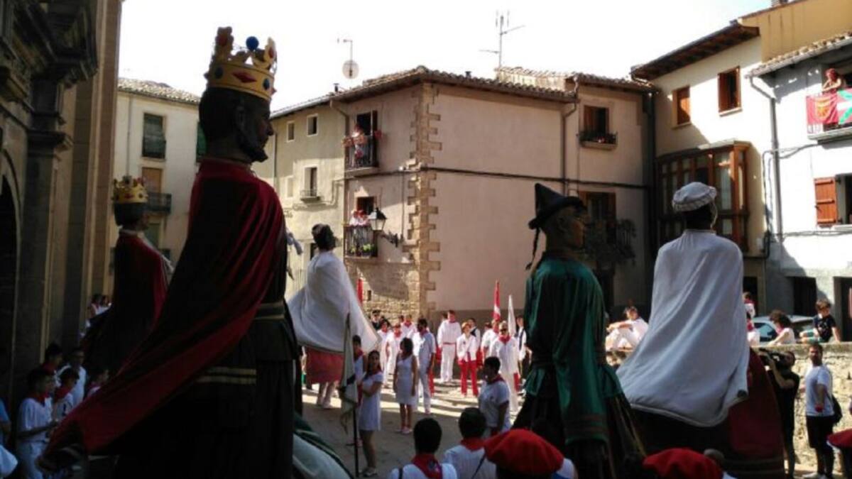 Sangüesa honra a su patrón San Sebastián