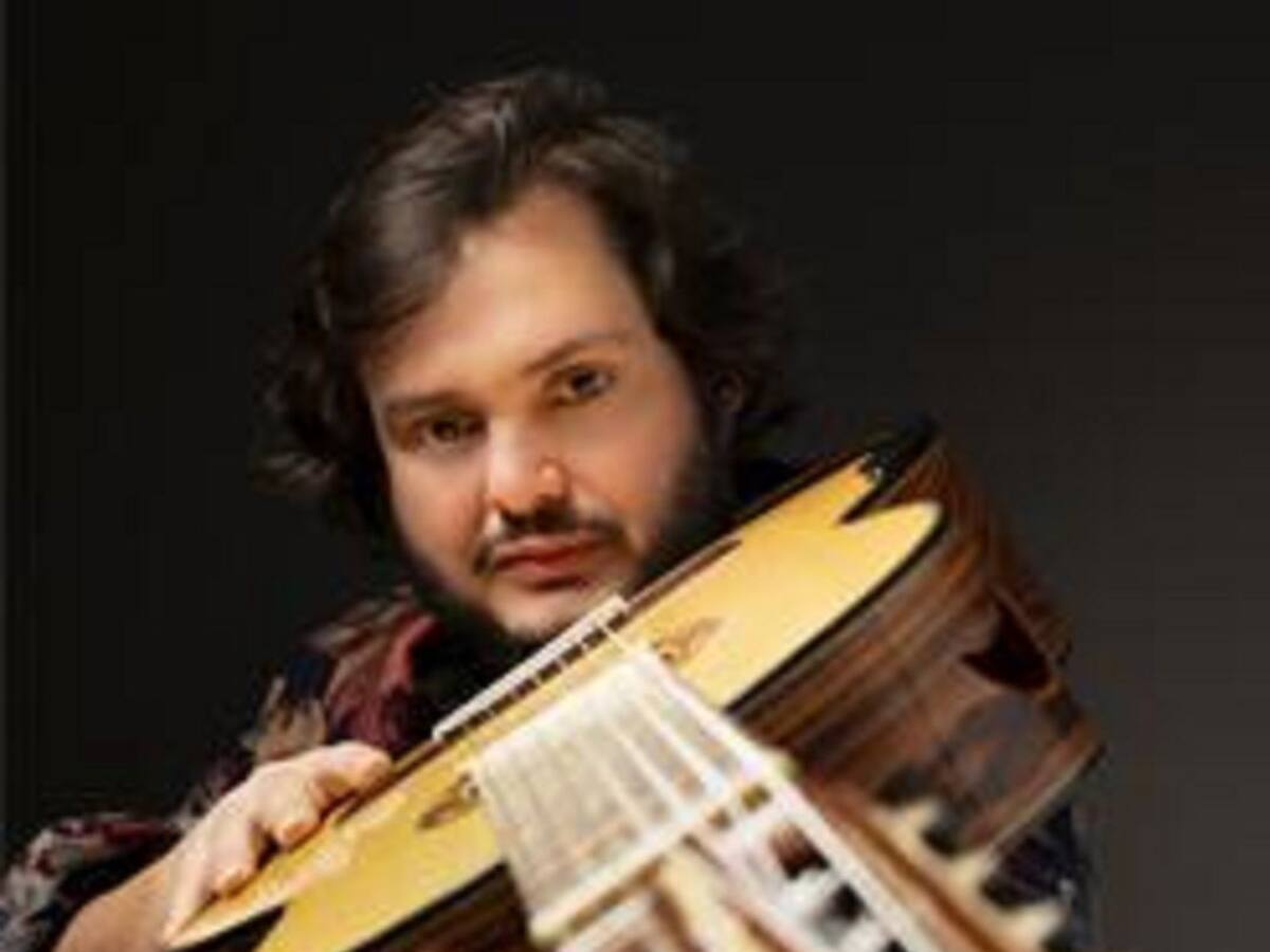 El reciente ganador de un Grammy Latino Yamandu Costa aterriza en el Auditorio Jameos del Agua