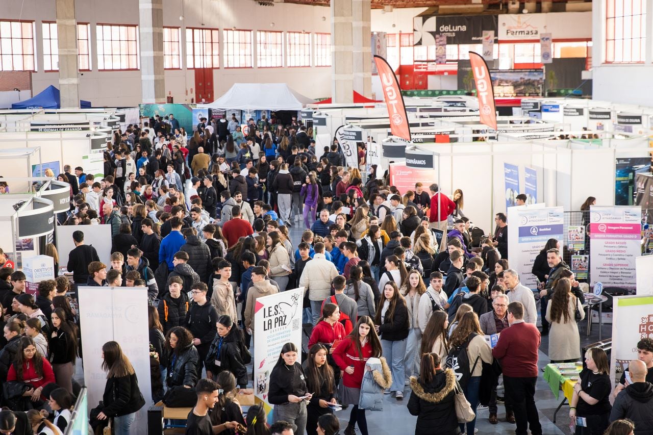 Feria de empleo &quot;Fórmate&quot;  en la Feria de Muestras de Armilla (Granada)