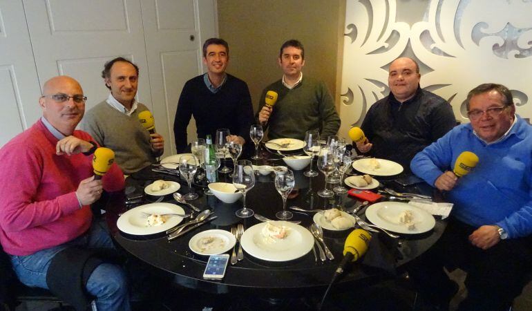 De izquierda a derecha, Ismael Medina, Santi Ortega, Manolo Aguilar, Florencio Ordóñez, Javier León y Rafael Sierra