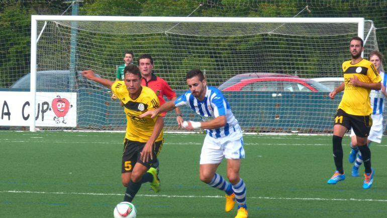 Primo durante un partido contra el Siete Villas