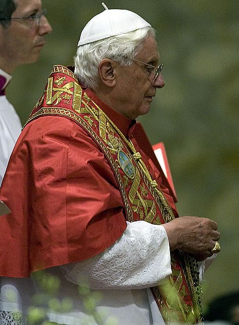 El Papa rezando el Rosario en Pompeya