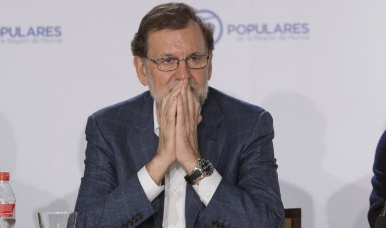 El jefe del Ejecutivo en funciones y líder del PP, Mariano Rajoy, durante la Junta Directiva de su partido en la Región de Murcia.