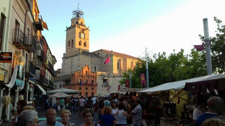 Se abre el plazo para participar en el Mercado Renacentista del mes de agosto