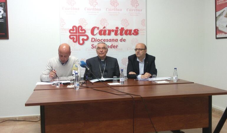 De izquierda a derecha, Francisco Sierra, Manuel Sánche Monge y José Luis Arango.