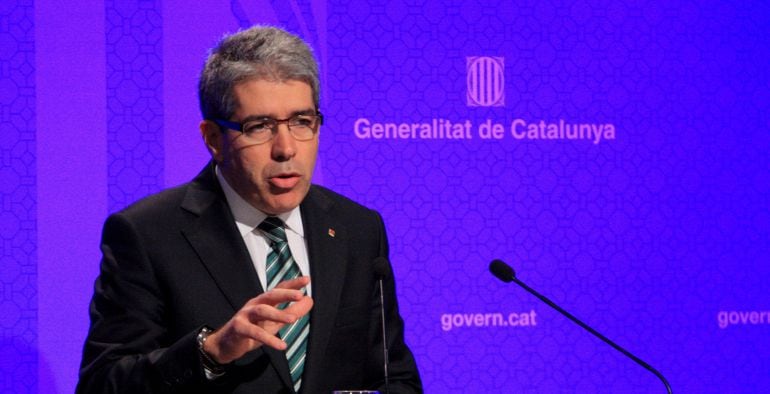 El Govern veu &quot;cínic&quot; que Rajoy ofereixi diàleg dintre de la llei quan ell és el primer que se la &quot;salta a la torera&quot;