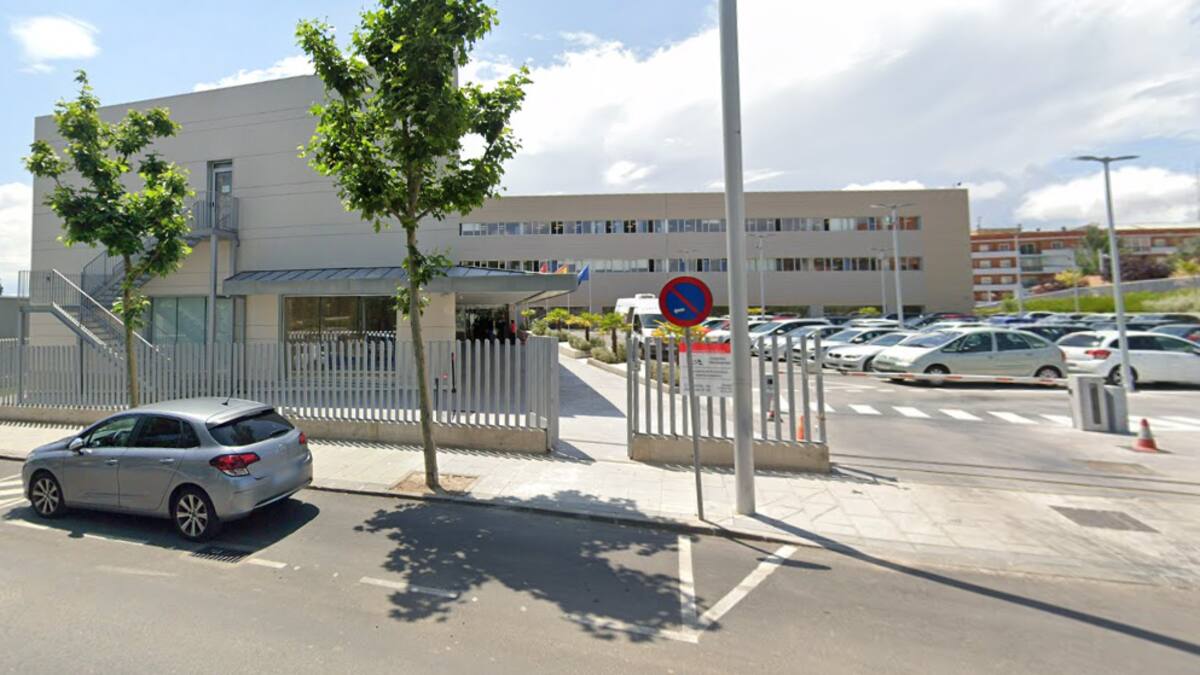 Carlos Vila, abogado de la mujer que ha presentado querella por la muerte de su madre en una residencia de Griñón en Pandemia.