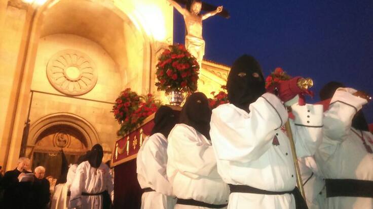 Reportaje sobre la Semana Santa Gijonesa