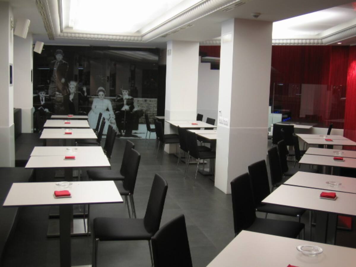 La cerveza Take Away llega a Café Niza