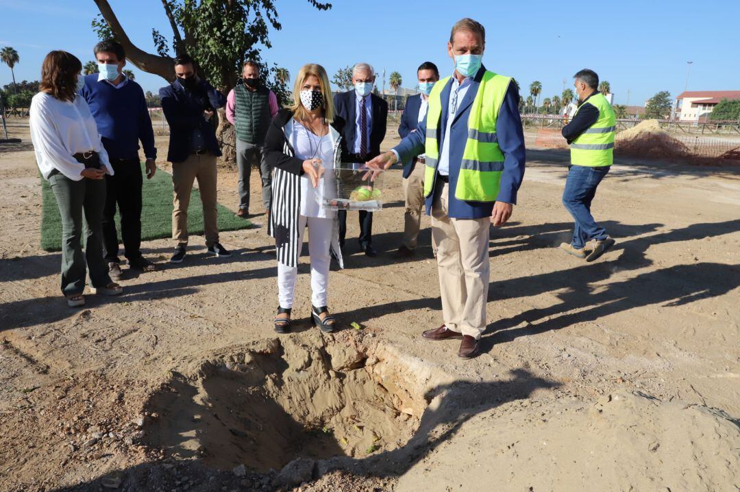 Acto simbólico del inicio de las obras del Complejo Deportivo de Chapín