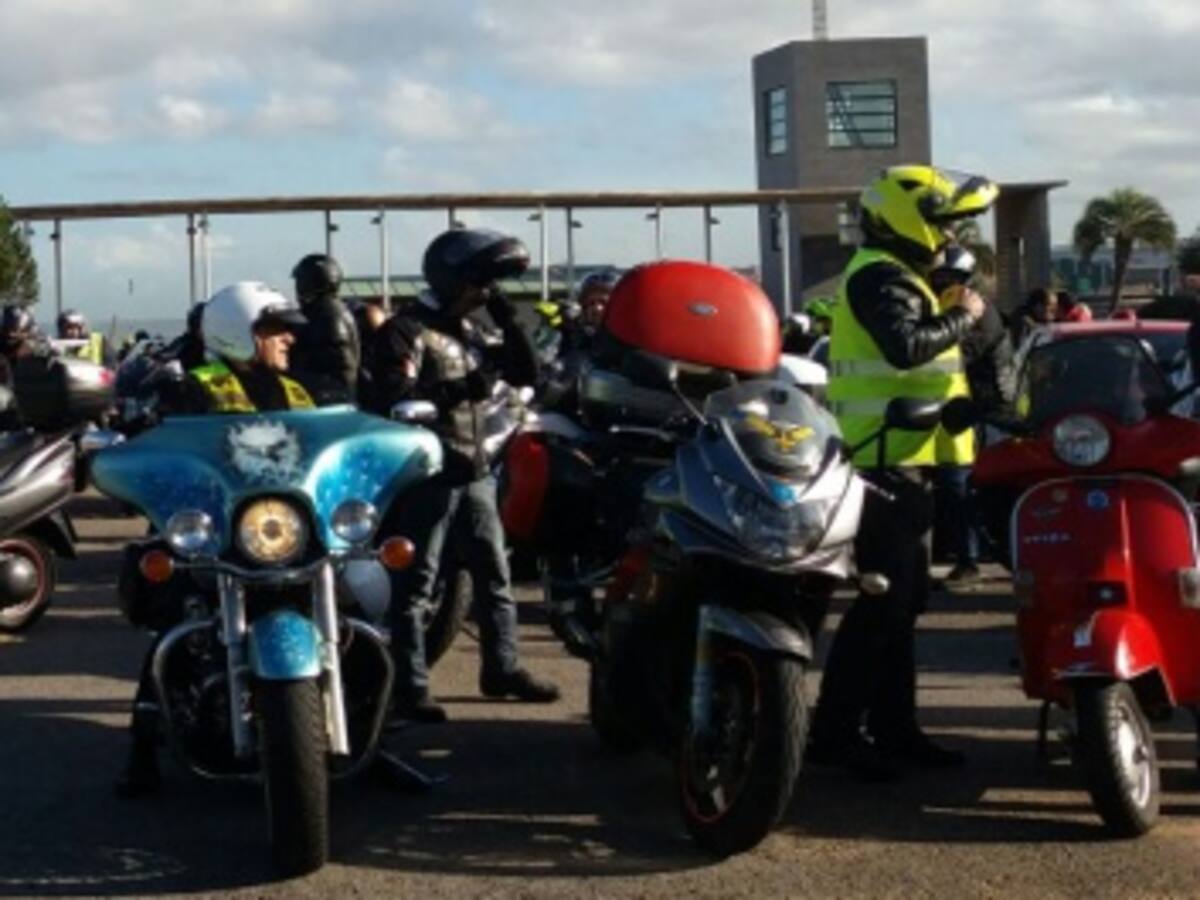 Moteros de toda España despiden a 'Chinorris'