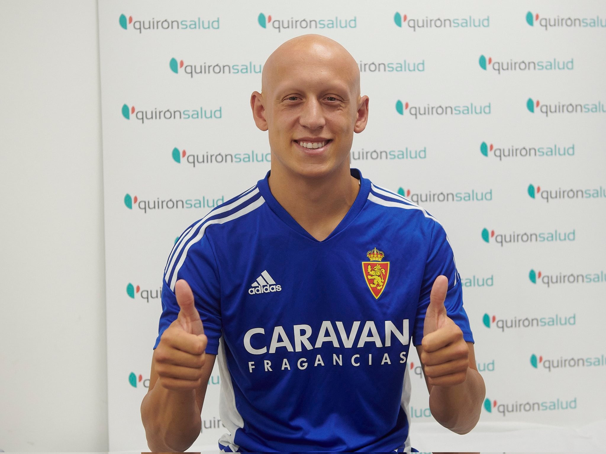 Víctor Mollejo ya es jugador del Real Zaragoza