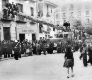 El &#039;Tío Antolín&#039; por las calles de Cuenca.