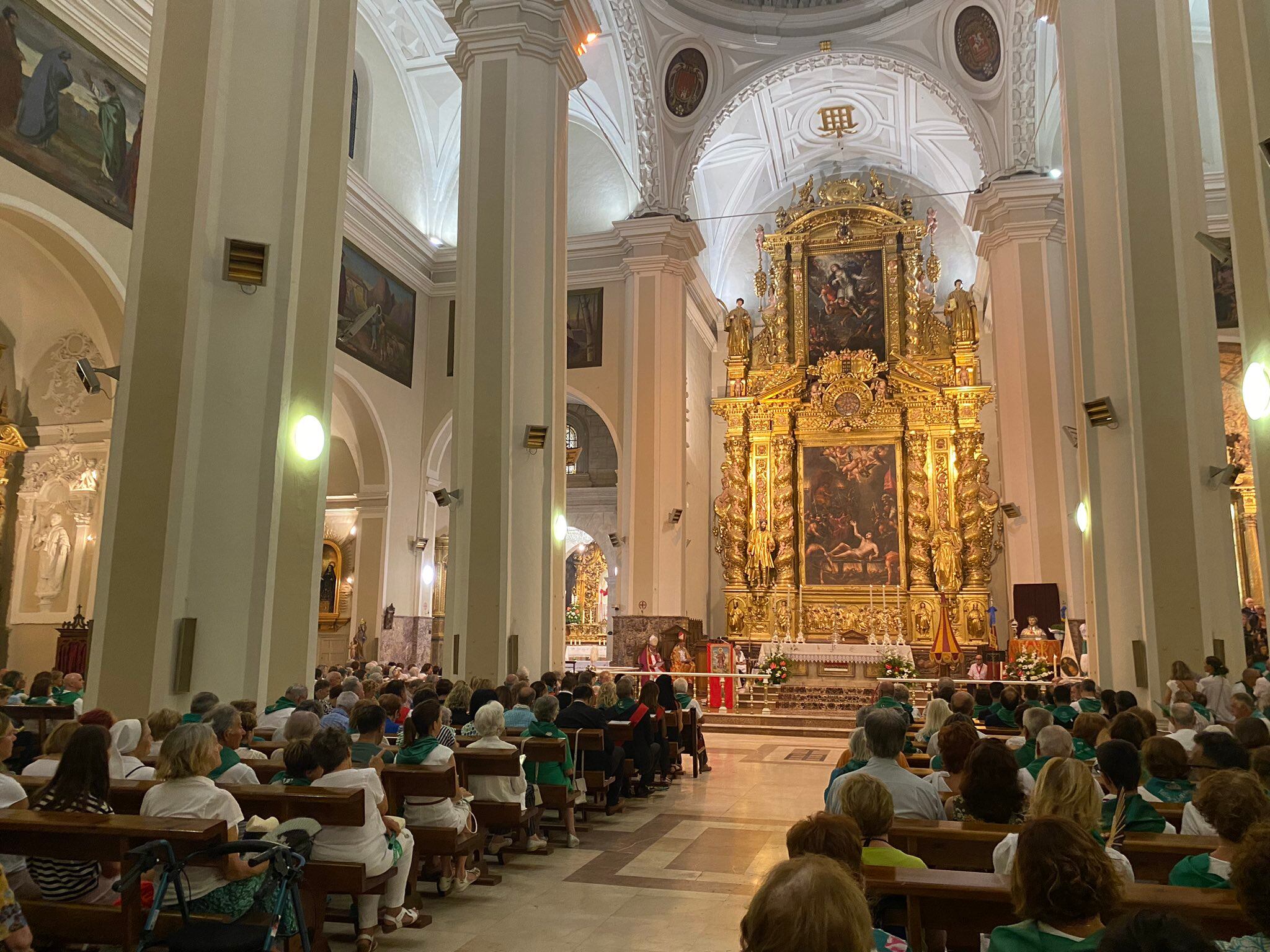 Completas en la Basílica de San Lorenzo en Huesca