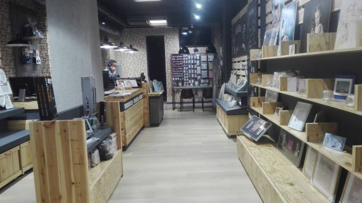 "Fotos Peña" inaugura sus nuevas instalaciones