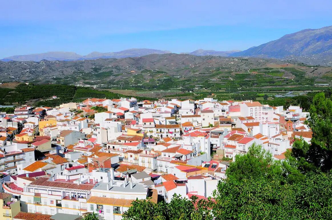 Benamocarra lamenta su fallecimiento