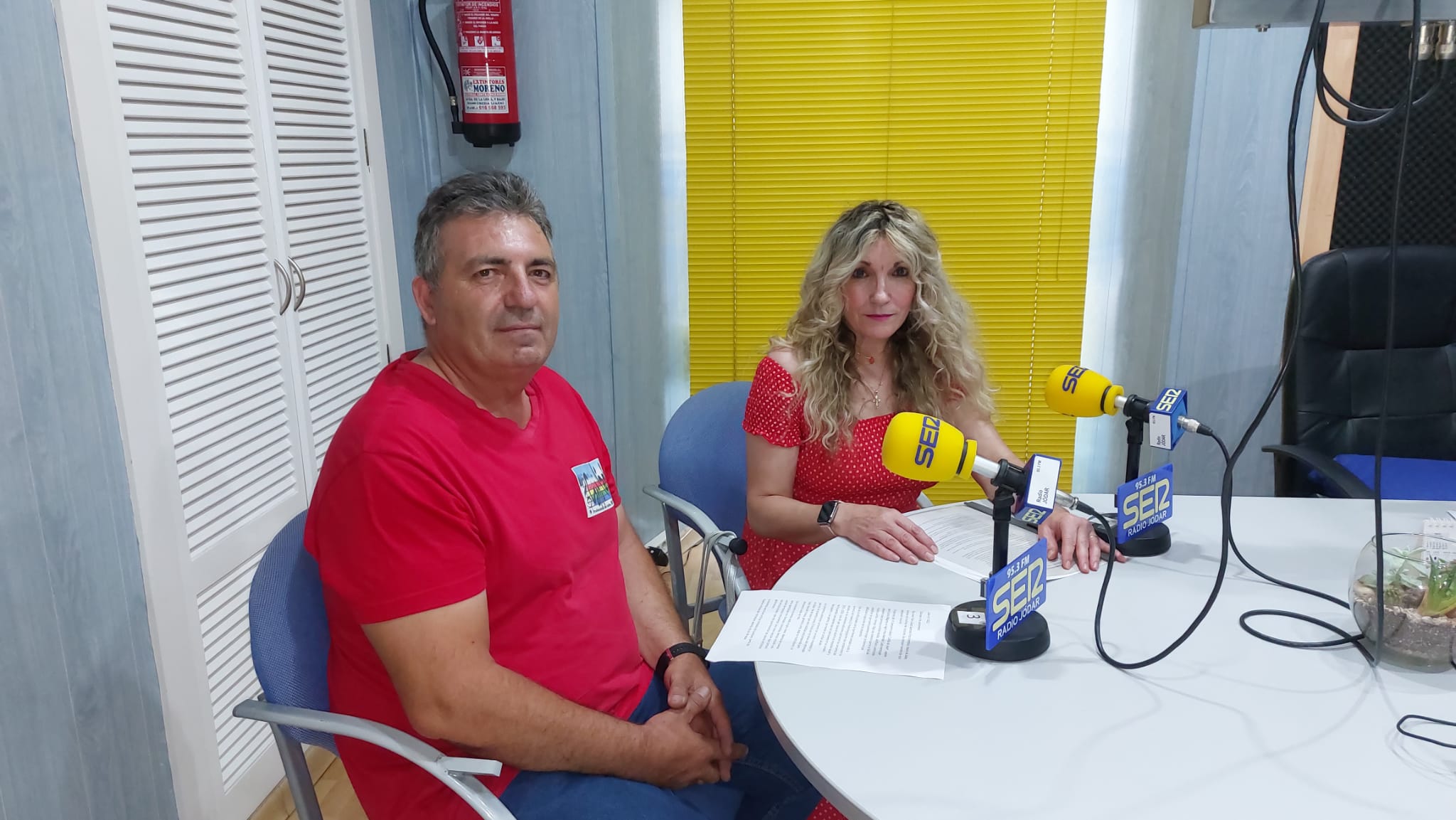 Momento de la entrevista en nuestros estudios a José Luis Patón y Juani Díaz de &#039;CantaMágina&#039;